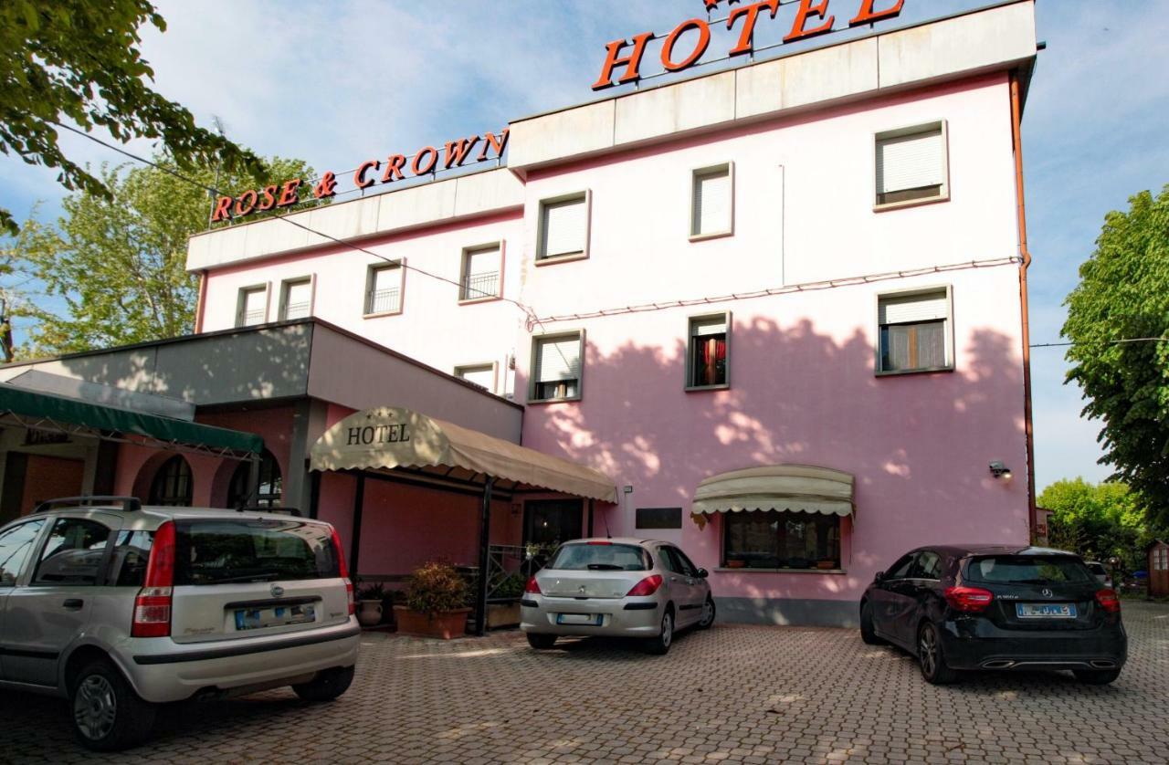 Hotel Rose&Crown Correggio Bagian luar foto